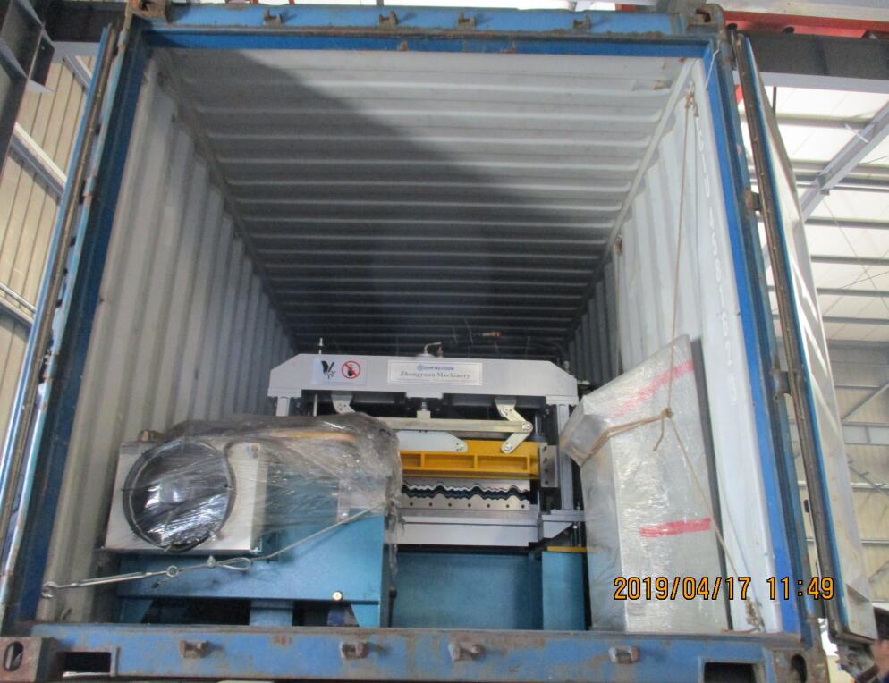 M&aacute;quina formadora de rolos de telha com 04.17 passos