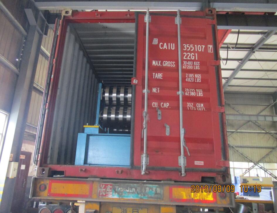 Entrega da máquina formadora de rolos CZ automática Zhongyuan em 09 de agosto de 2019