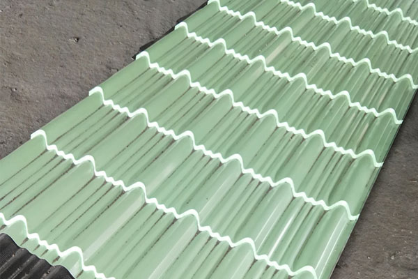 Solução para projeto de máquina formadora de rolos de alumínio no mercado da Nigéria 